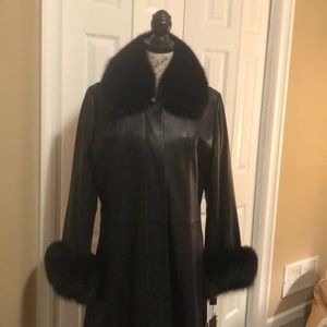 Knoles and Carter Trench Leather Fox